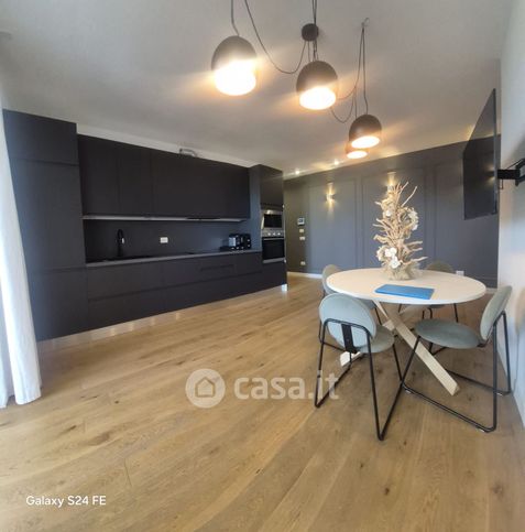 Appartamento in residenziale in Via Italica 101