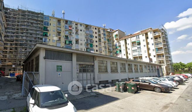 Garage/posto auto in residenziale in Via Passo Buole 170