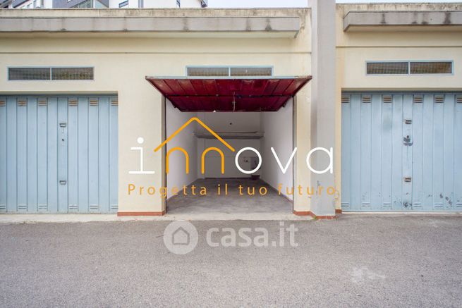 Box/posto auto in residenziale in Via Monte Bonifato 2