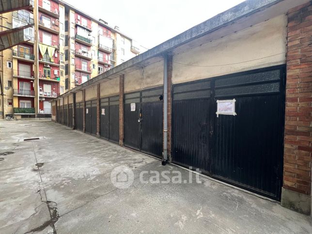 Box/posto auto in residenziale in Via Matera 15