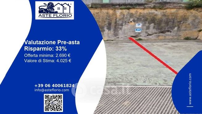 Box/posto auto in residenziale in Via Palmiro Togliatti 9