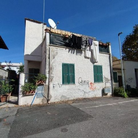 Appartamento in residenziale in Via Augusta