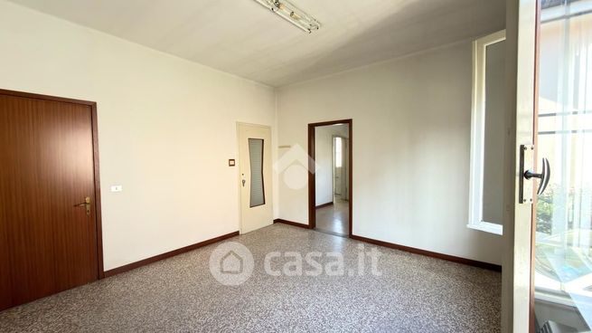 Appartamento in residenziale in Via F. Piazzalunga 13