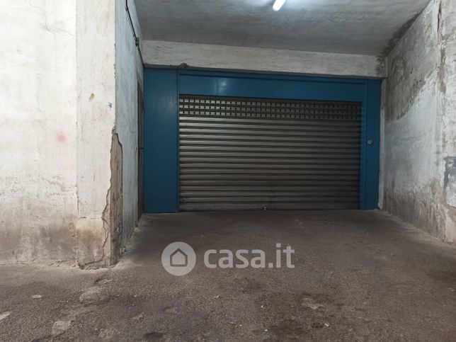 Garage/posto auto in residenziale in Via Pozzillo