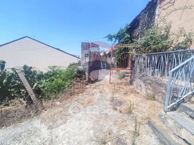 Terreno edificabile in residenziale in Via XIV Traversa 136