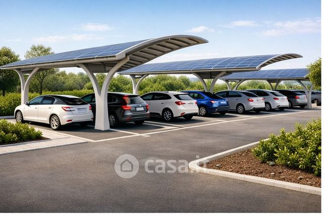 Box/posto auto in residenziale in Via del Lasca