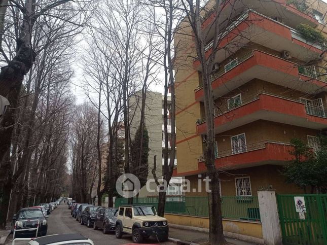 Appartamento in residenziale in Via Costanzo Cloro