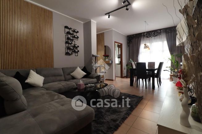 Appartamento in residenziale in Via Piero Bottoni 19