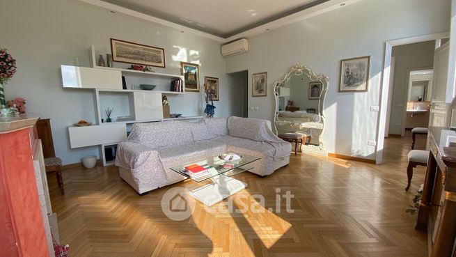 Appartamento in residenziale in Lungarno degli Acciaiuoli 10