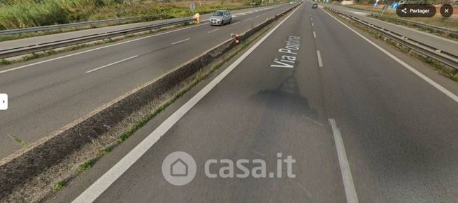 Capannone in commerciale in Via Pontina