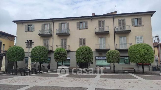 Ufficio in commerciale in Piazza Roma 38