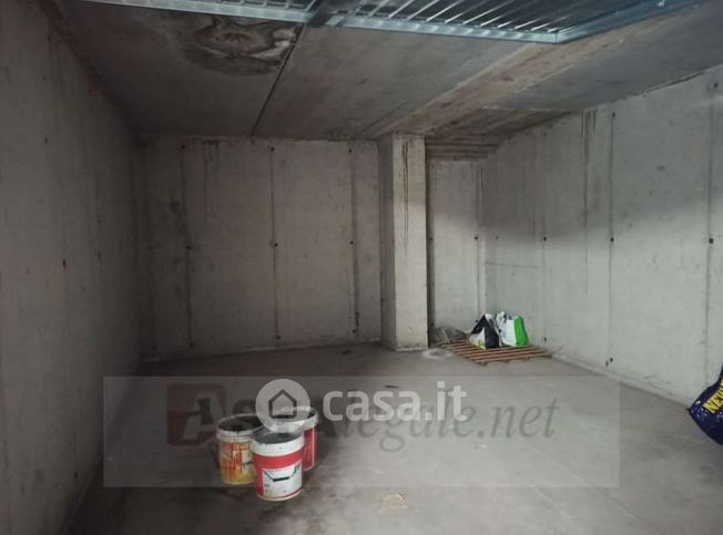 Garage/posto auto in residenziale in Via San Dionigi 5