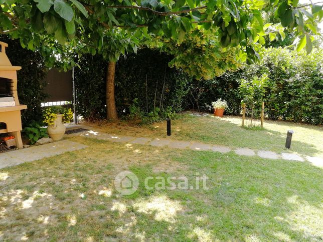 Rustico/casale in residenziale in Via del Pantano