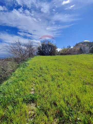 Terreno edificabile in residenziale in Strada Provinciale 94