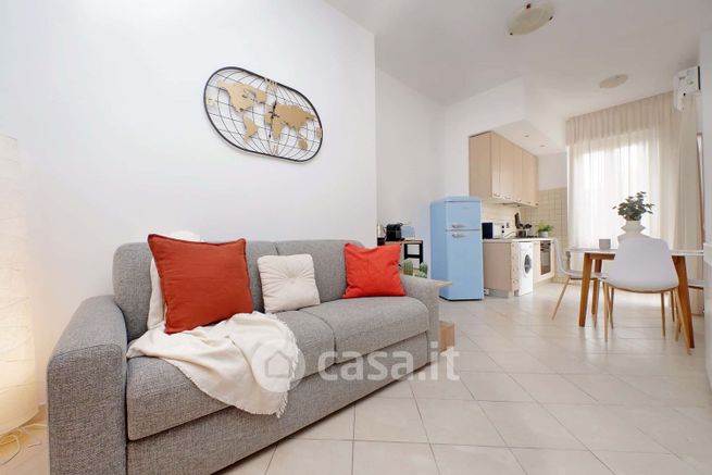 Appartamento in residenziale in Piazza G. Battista Grassi 24