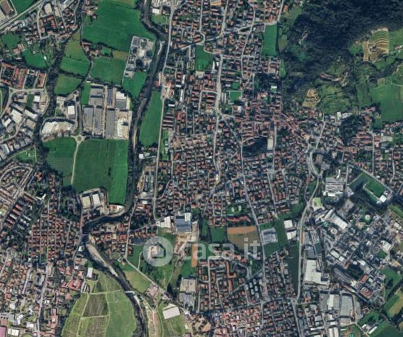 Terreno agricolo in commerciale in Piazza Caslini