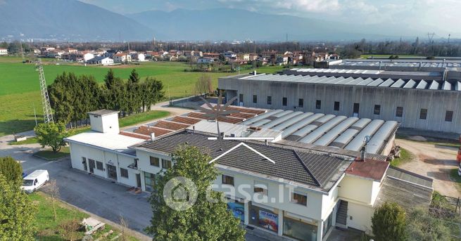 Capannone in commerciale in LocalitÃ  Proe di Sotto