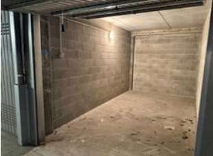 Box/posto auto in residenziale in Viale Fratelli Casiraghi 438