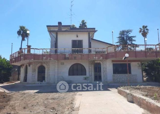 Villa in residenziale in Contrada Piscina di Sonz