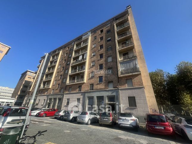 Appartamento in residenziale in Via Tunisi 5