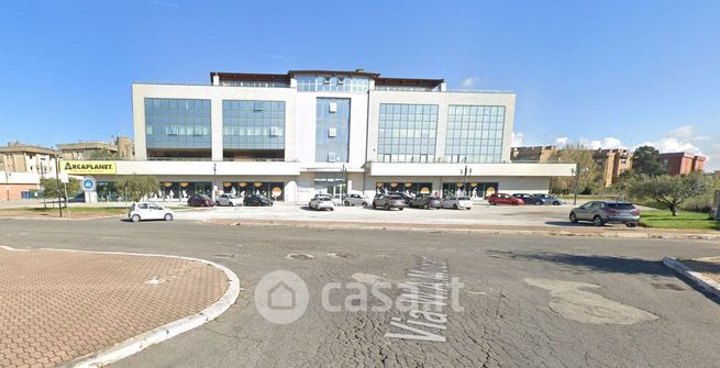 Ufficio in commerciale in Via W.A.Mozart 2 -38