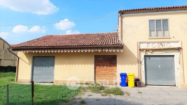 Casa indipendente in residenziale in Via Possessione Grande
