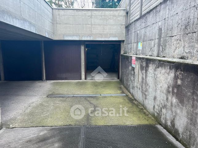Box/posto auto in residenziale in Via Carlo Cattaneo 89