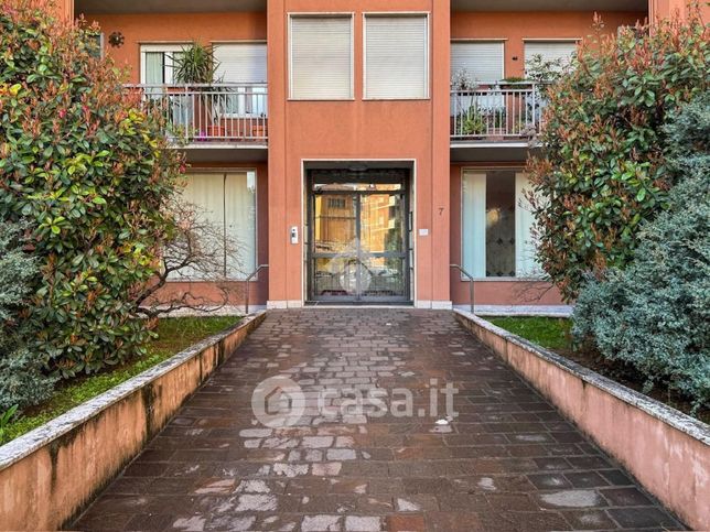 Appartamento in residenziale in Via Gianforte Suardi 7