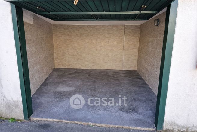 Box/posto auto in residenziale in Via Salvador Allende 1