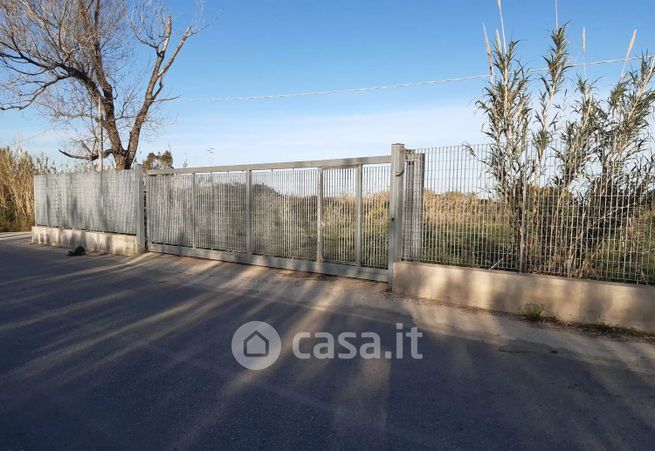 Terreno agricolo in commerciale in Via del Mare