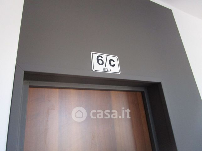 Ufficio in commerciale in
