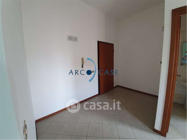 Ufficio in commerciale in Via Armando Diaz