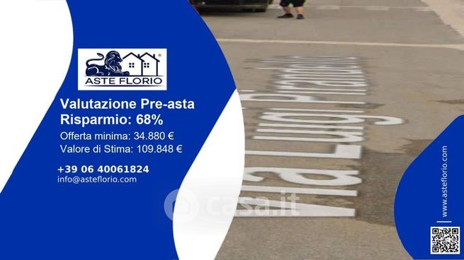 Ufficio in commerciale in Via Luigi Pirandello 12