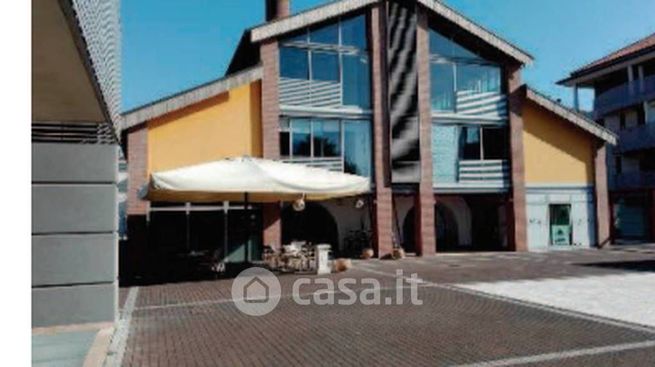 Ufficio in commerciale in Quartiere della Fornace