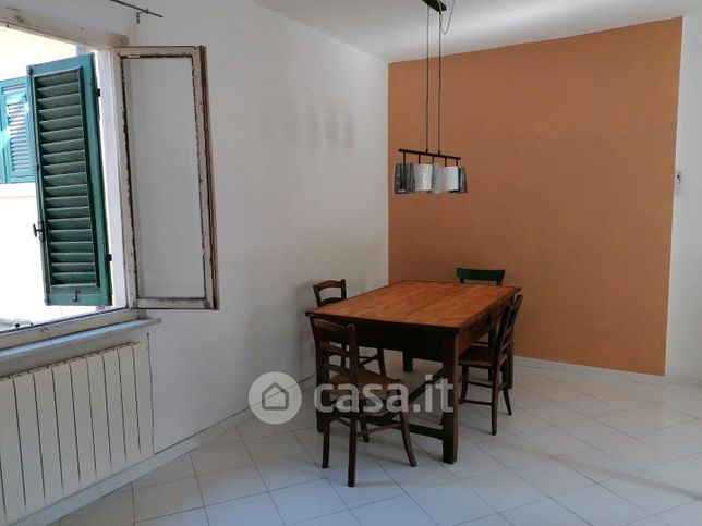 Appartamento in residenziale in Via Carriona