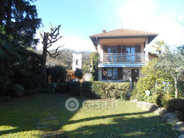 Villa in residenziale in Via General Cantore