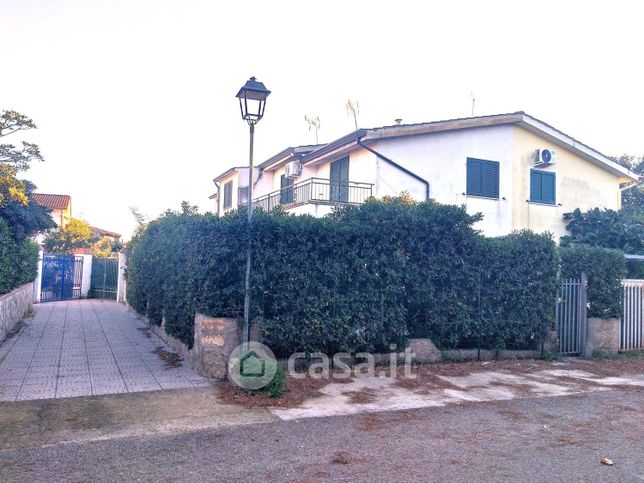 Villa in residenziale in Via Roma 87