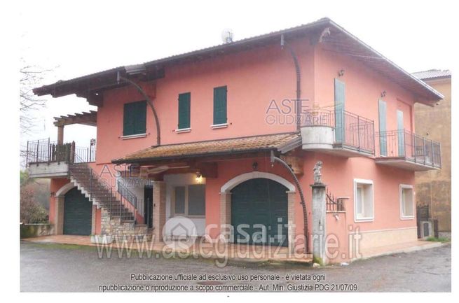 Appartamento in residenziale in Via Monteclana 38 B