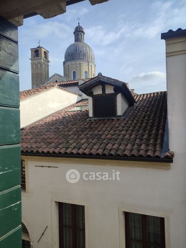 Appartamento in residenziale in Vicolo Selvatico Estense 5 a