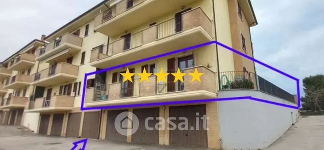 Appartamento in residenziale in Via della Montagnola