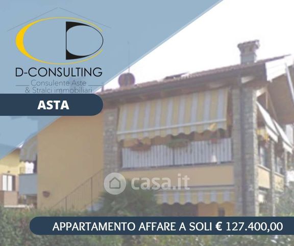 Appartamento in residenziale in Via Antonio Locatelli 32