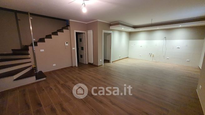 Appartamento in residenziale in Via Consolare