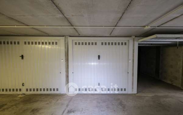 Box/posto auto in residenziale in Via Martiri di Cefalonia