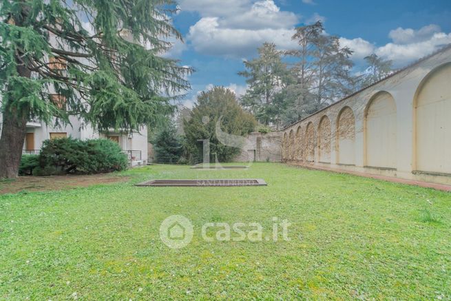 Appartamento in residenziale in Largo Pontida 14