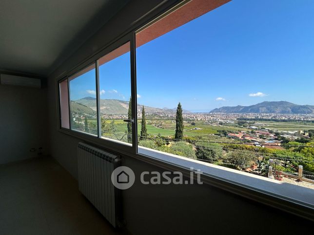Appartamento in residenziale in Via Baracca Francesco 17