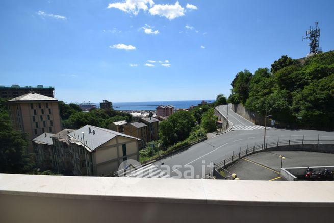Appartamento in residenziale in Via Martiri del Turchino 81