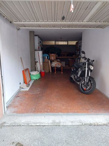 Garage/posto auto in residenziale in Via Ottone Rosai