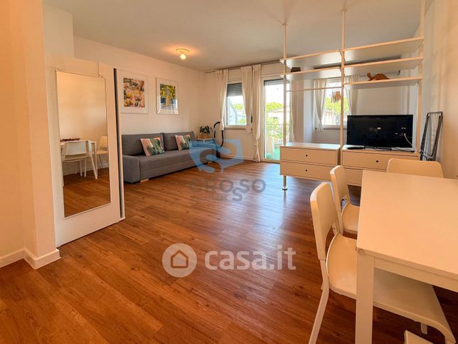Appartamento in residenziale in Via Andrea Bafile
