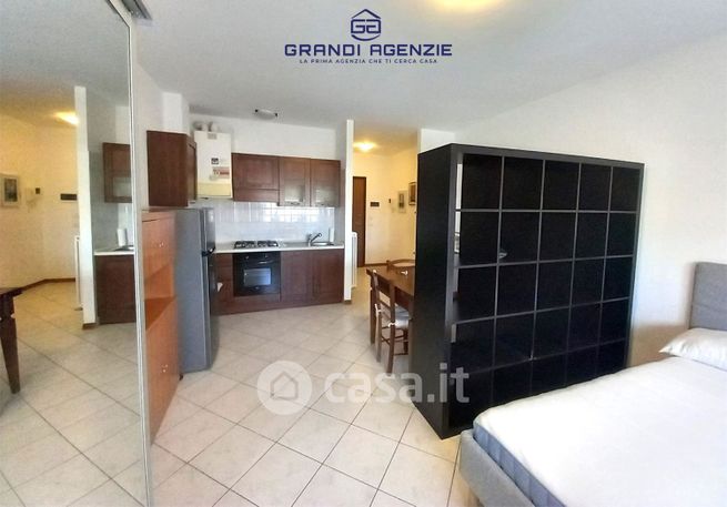 Appartamento in residenziale in Strada Cartiera 14