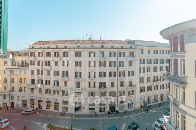 Appartamento in residenziale in Via Velletri 7